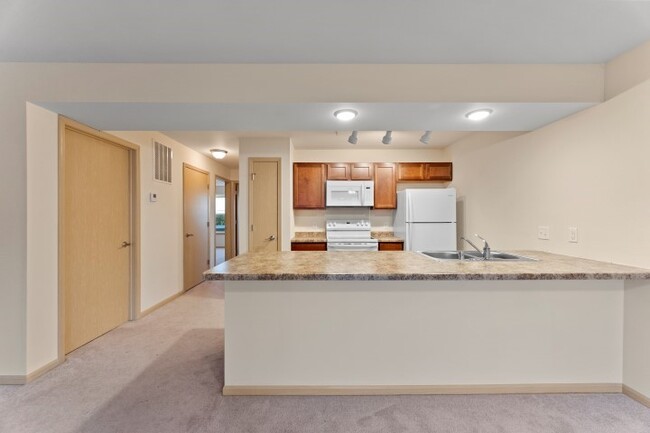 Building Photo - 2868 Pleasant View Rd