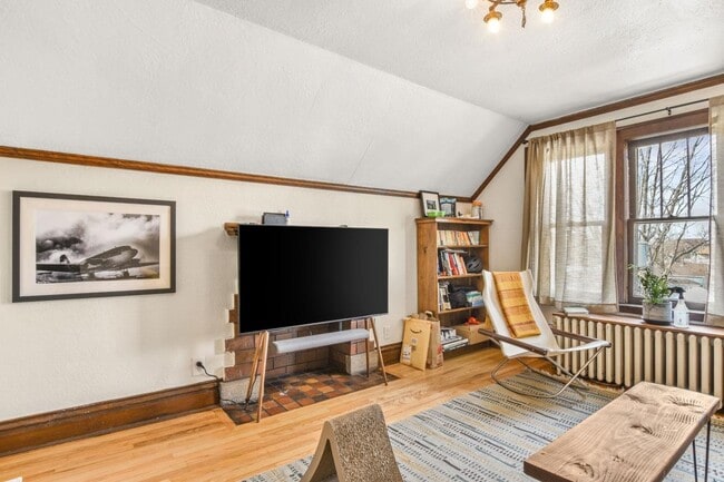 Foto del edificio - 1319 Rutledge St