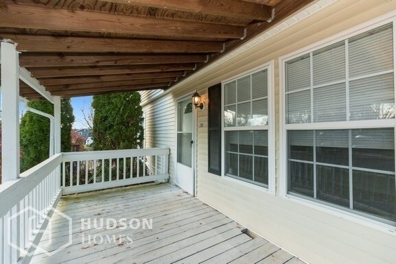 Foto del edificio - 209 Gibbons Ct
