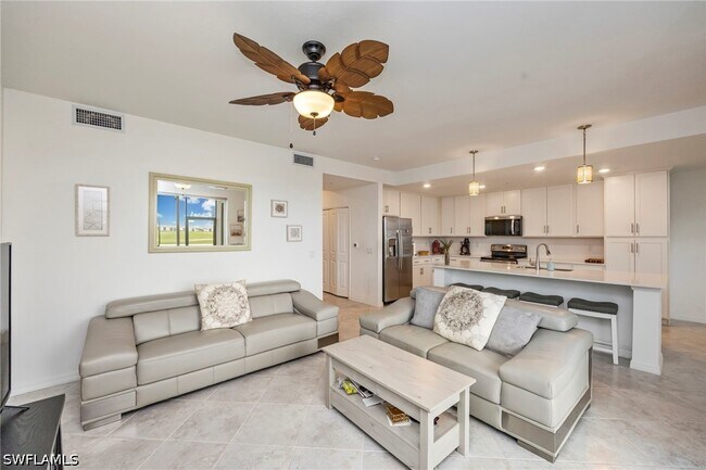 Foto del edificio - 5835 Double Eagle Cir