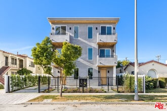 Building Photo - 5223 20th St