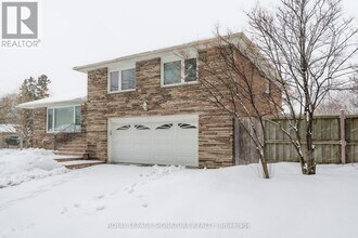Building Photo - 2 Millgate Crescent