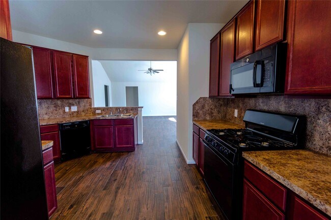 Building Photo - 15010 Rustler Gate Ln