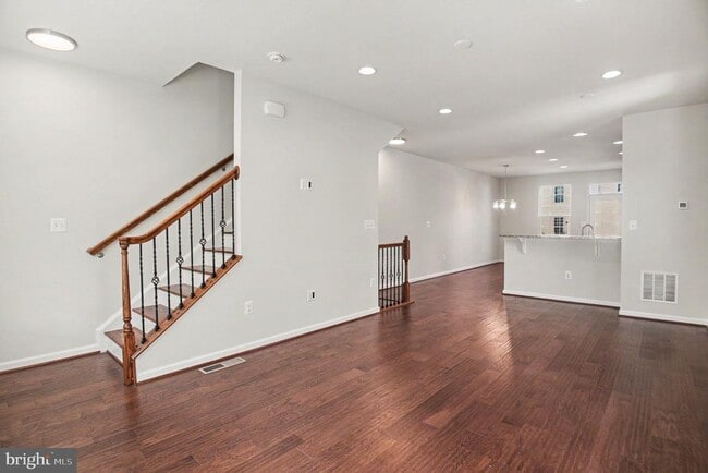 Foto del edificio - 1643 Dorothy Ln