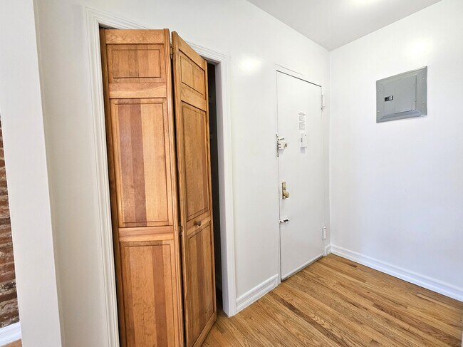 Foto del edificio - 707 W 171st St