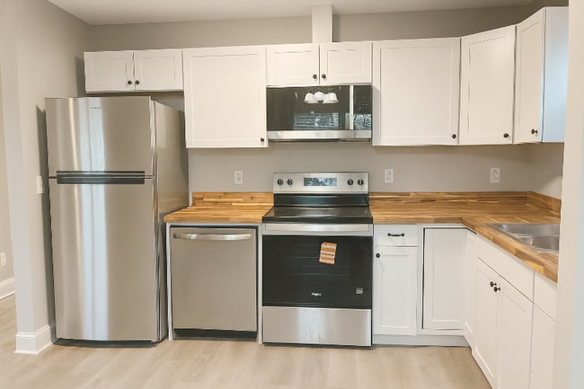 Photo - 1630 S Greenwood Ave House