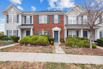 Building Photo - 4903 Sunburst Ln