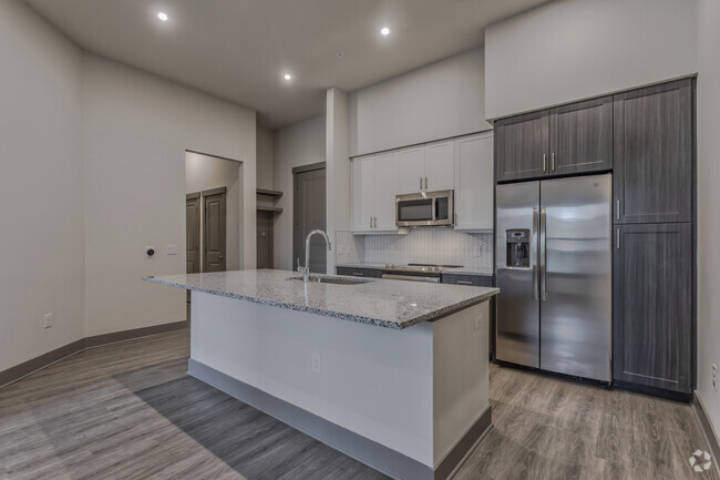 Interior Photo - The Bridge at McKinney