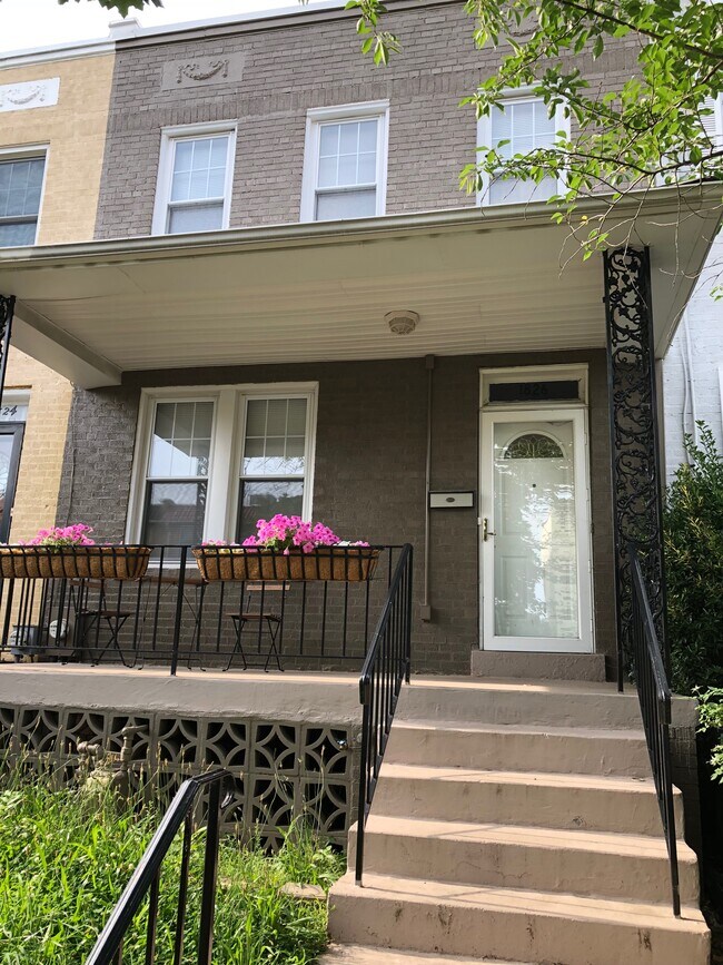 Foto del edificio - 1826 A St SE