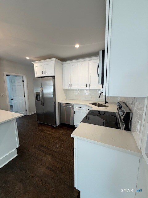 Building Photo - 349 Marlborough Terrace