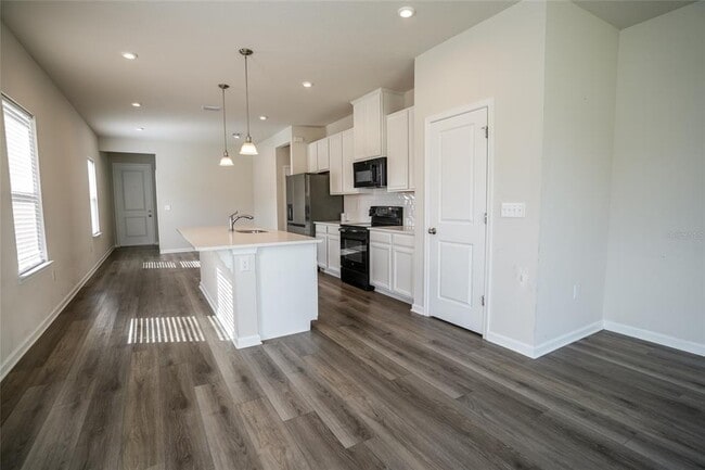 Foto del edificio - 8606 Bonfire Wy