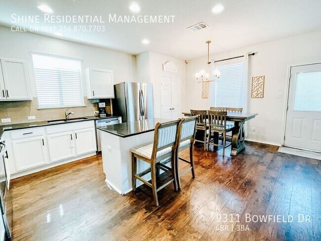 Foto del edificio - 9311 Bowfield Dr