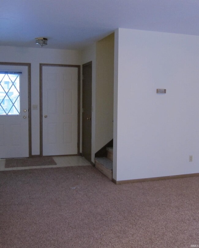 Building Photo - 1040 Forest View Dr S