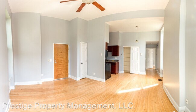 Building Photo - 2156 Sinton Ave