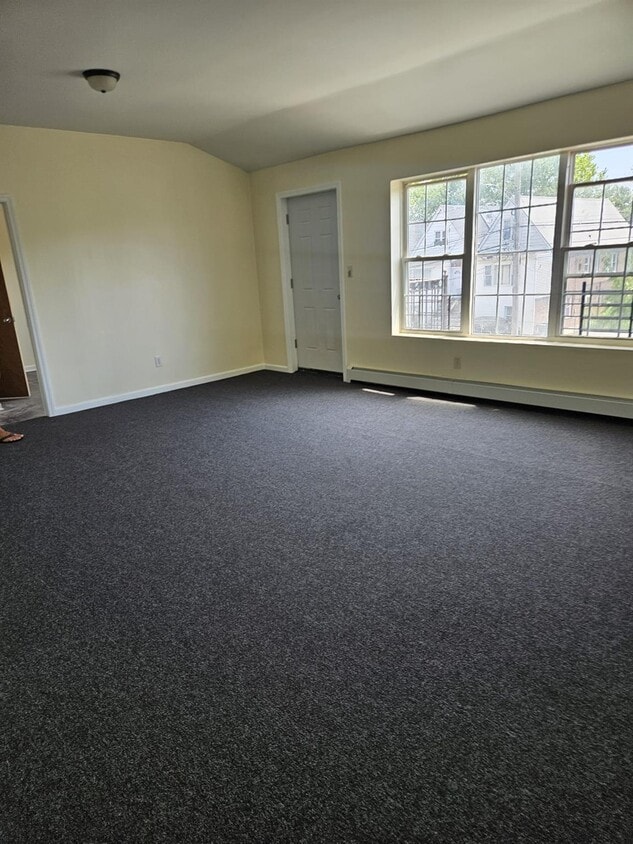 Foto principal - 411-11 66th St