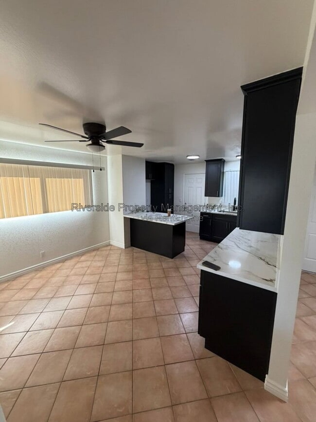 Building Photo - 4500 Sutton Pl