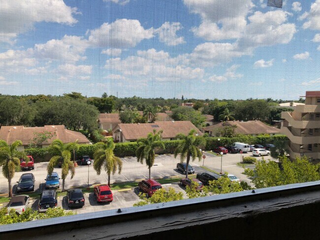 Foto del edificio - 406 NW 68th Ave