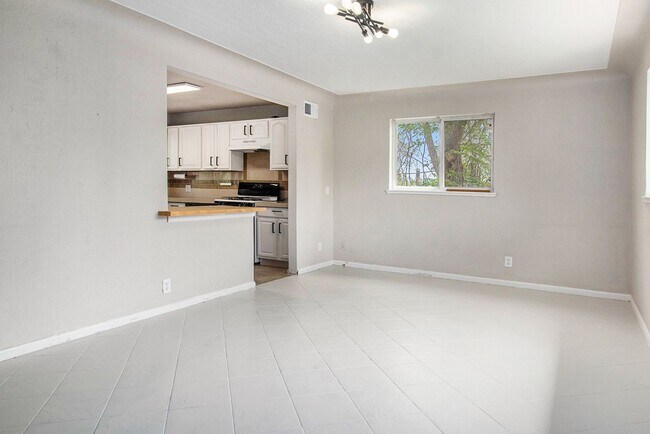 Building Photo - 954 Winona Ct