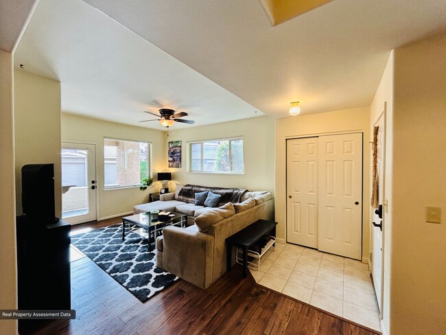 Building Photo - 900 S Meadows Pky