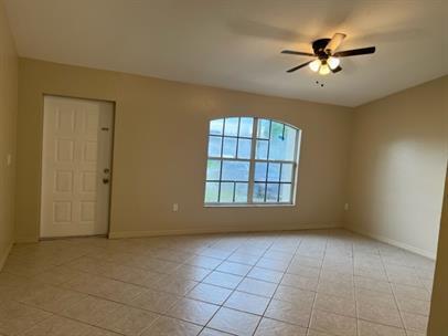 Foto del edificio - Charming 3-Bedroom Home in Fort Myers – An...