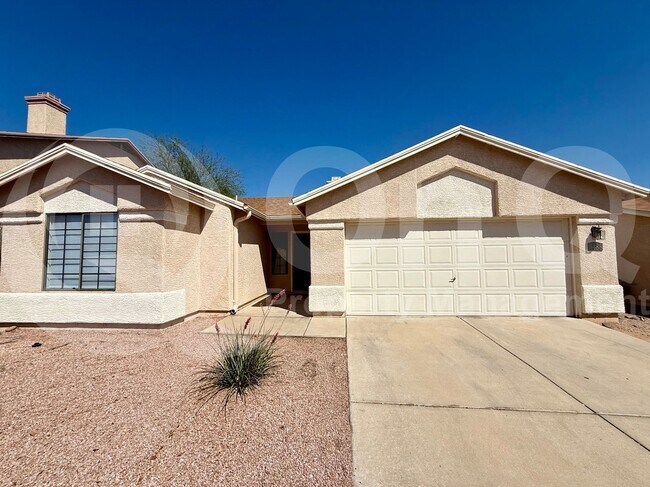 Foto del edificio - 8488 N Winchester Creek Dr