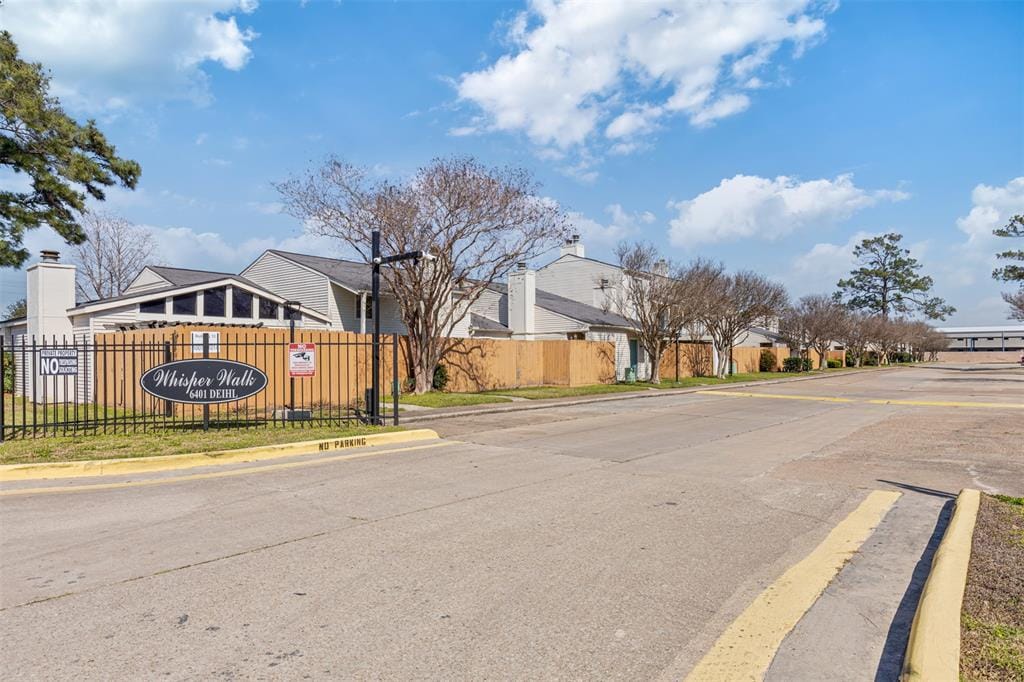Primary Photo - 6401 Deihl Rd