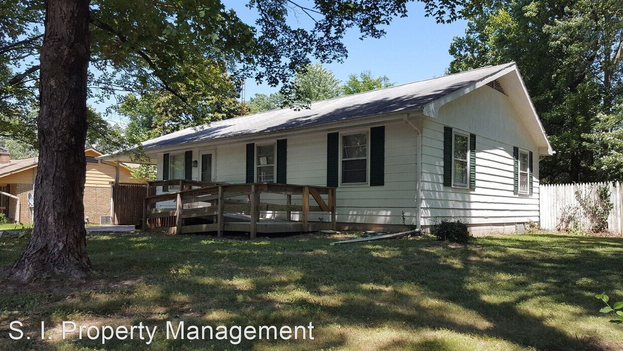 Primary Photo - 3 br, 1.5 bath House - 505 S. Orchard