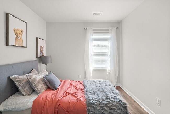 Foto del edificio - 3 Bedroom Townhome in Atlanta!