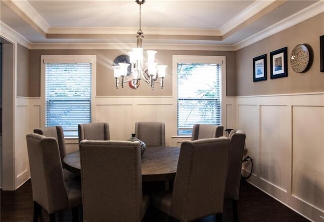 Foto del edificio - 301 Hillcrest Ave