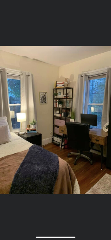 Primary Photo - 19 Caldwell Ave