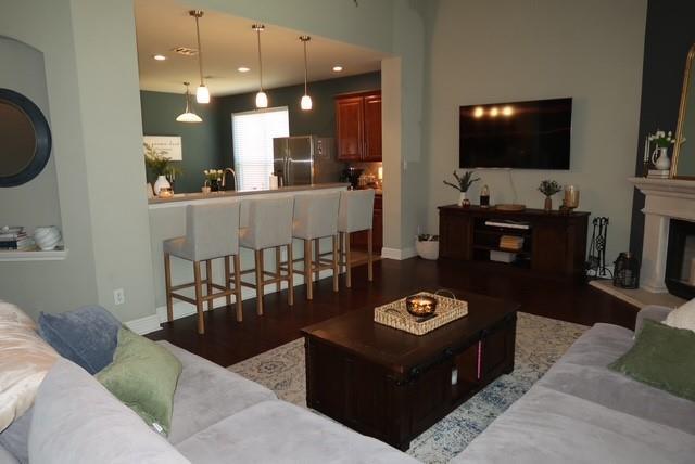 Building Photo - 2016 Melissa Oaks Ln