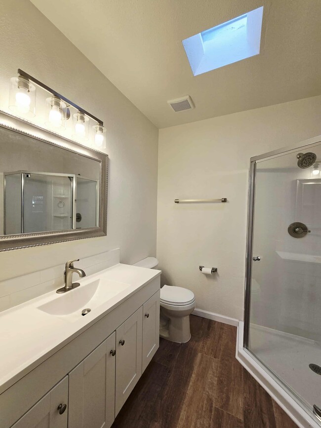 Building Photo - 3715 Simms Ave SE