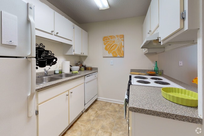 2BR, 1BA - Windjammer - West Wind