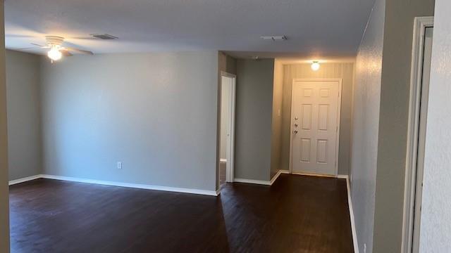 Building Photo - 4937 Water Ridge Ln