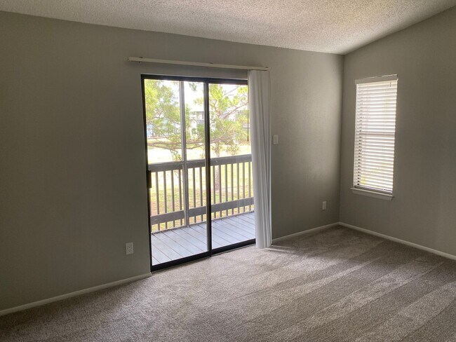 Foto del edificio - **CABANA KEY** One Bedroom ready for occupancy
