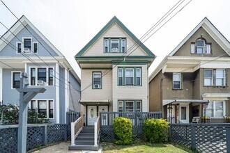 Building Photo - 60 Randolph Ave