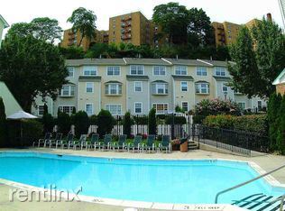 Foto del edificio - 3 br, 2.5 bath Townhome - 62 Bergen Ridge ...