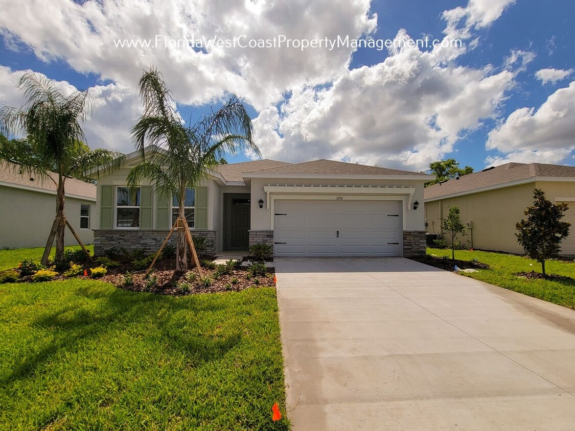 LAKEWOOD RANCH! 4 BEDROOM/2 BATH/ PET FRIENDLY! COMMUNITY POOl! READY for MARCH 2026 - LAKEWOOD RANCH! 4 BEDROOM/2 BATH/ PET FRIENDLY! COMMUNITY POOl! READY for MARCH 2026