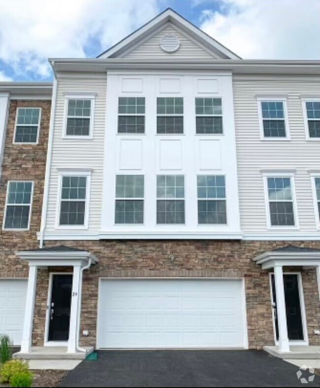 Building Photo - 24 Colgate Dr