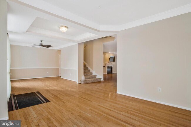 Foto del edificio - 8208 River Run Dr