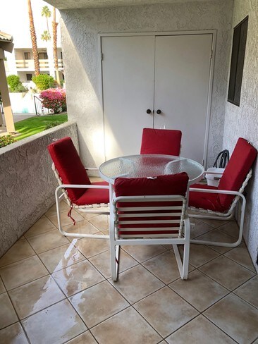 Foto del edificio - 5301 E Waverly Dr