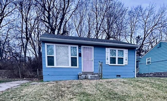 Foto del edificio - 4215-4217 E 54th St