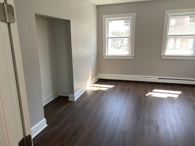 Photo - Rantoul Street Apartment