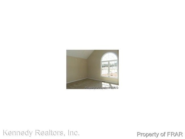 Building Photo - 77 Juno Dr