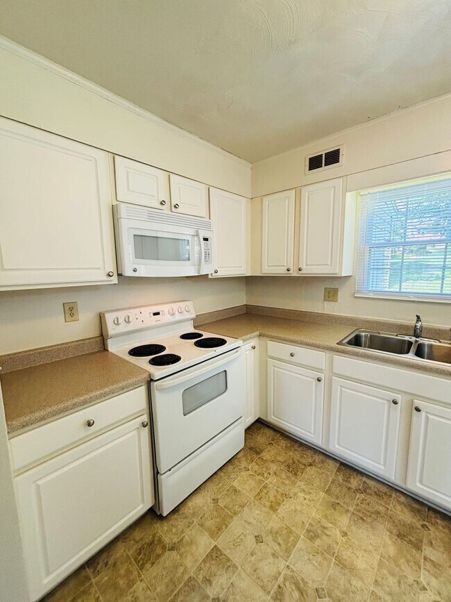 Foto del edificio - Carriage Hill Townhomes