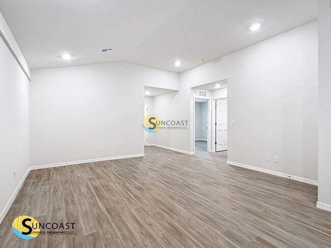 Foto del edificio - 12685 Buffing Rd