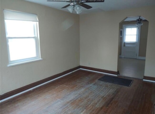 Building Photo - 1314 Moore Ave