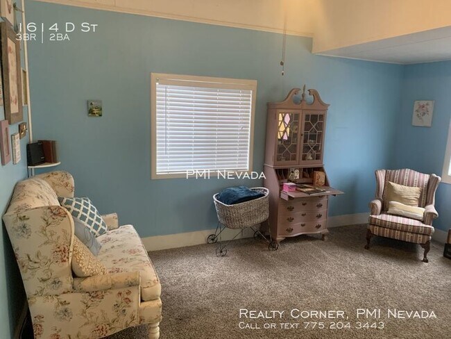 Foto del edificio - Vibrant 3 Bed, 2 Bath in the Heart of Sparks