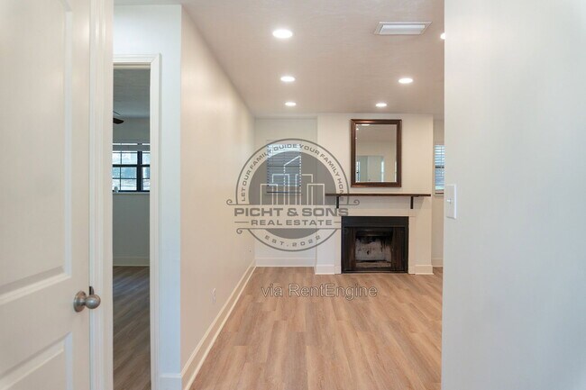 Building Photo - 2781 Grantham Ln