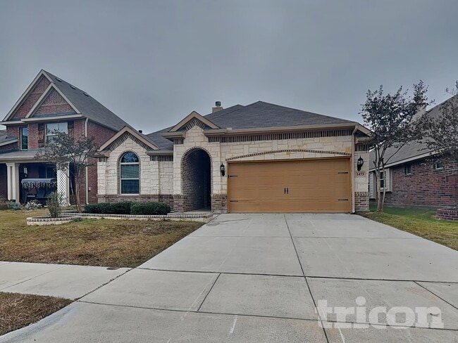 Foto del edificio - 1473 Eagle Nest Dr